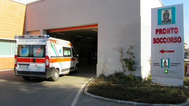 pronto soccorso ospedale di angera