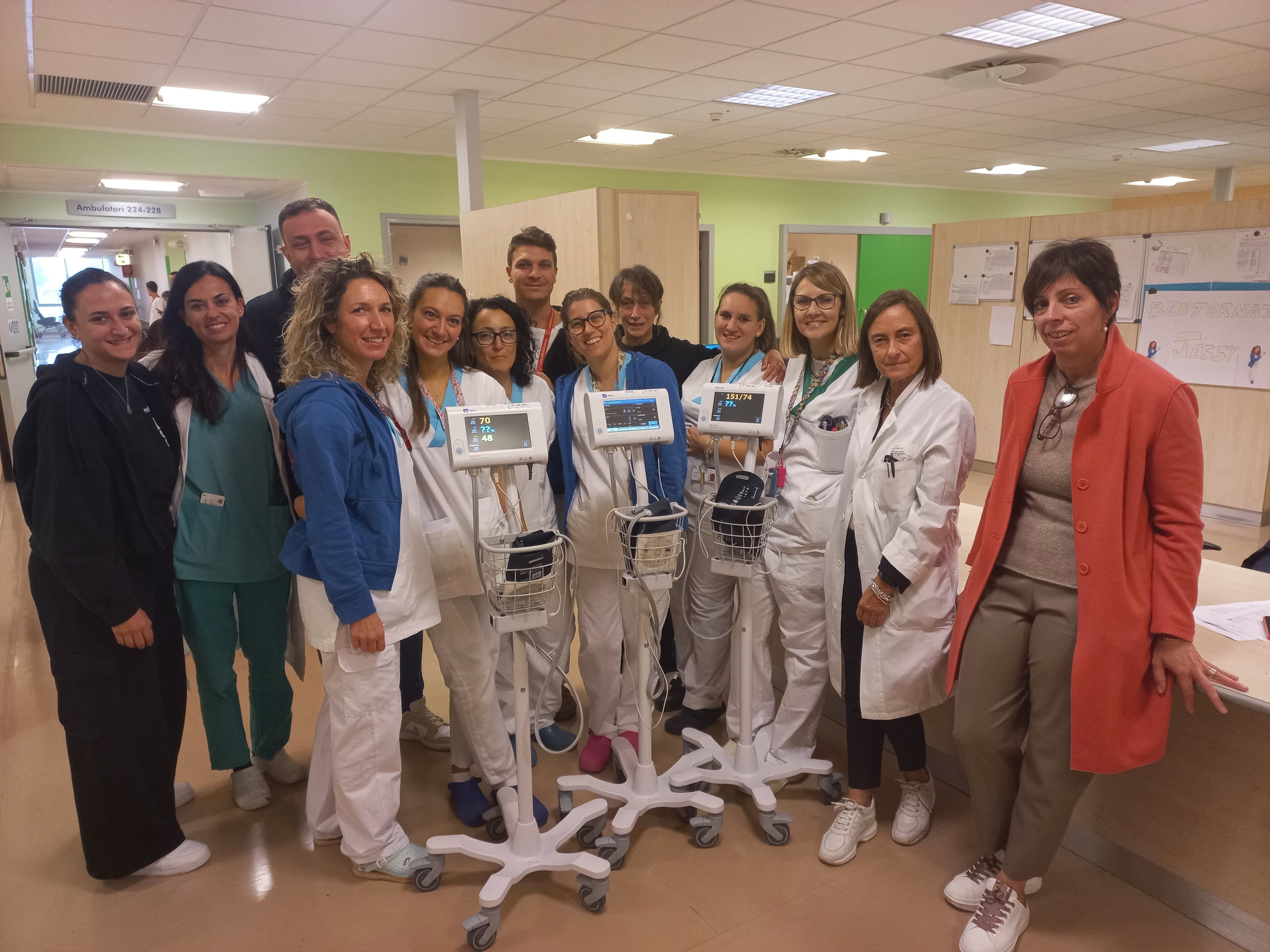 Una donazione col cuore e per il cuore all’Ospedale di Varese dall'Associazione "Con Andrea"