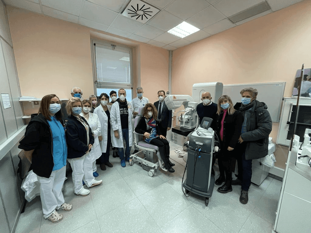 Grazie a "Valbossa in rosa", una poltrona per la procedura VABB stereotassica alla mammografia senologica di Varese
