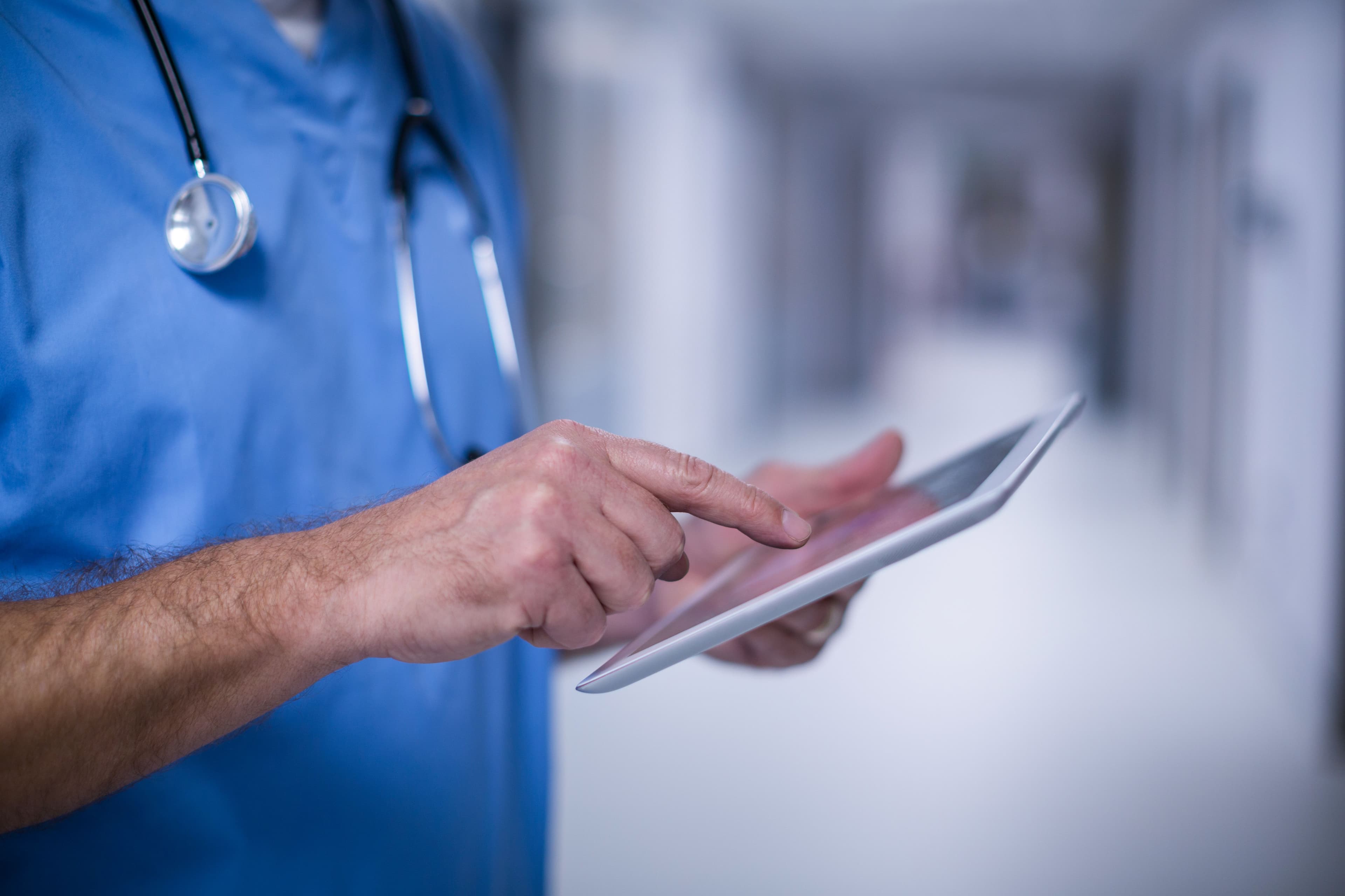Attivo il Percorso di Riabilitazione del Pavimento Pelvico all’Ospedale di Circolo di Varese per i pazienti sottoposti ad intervento di prostatectomia radicale robotica
