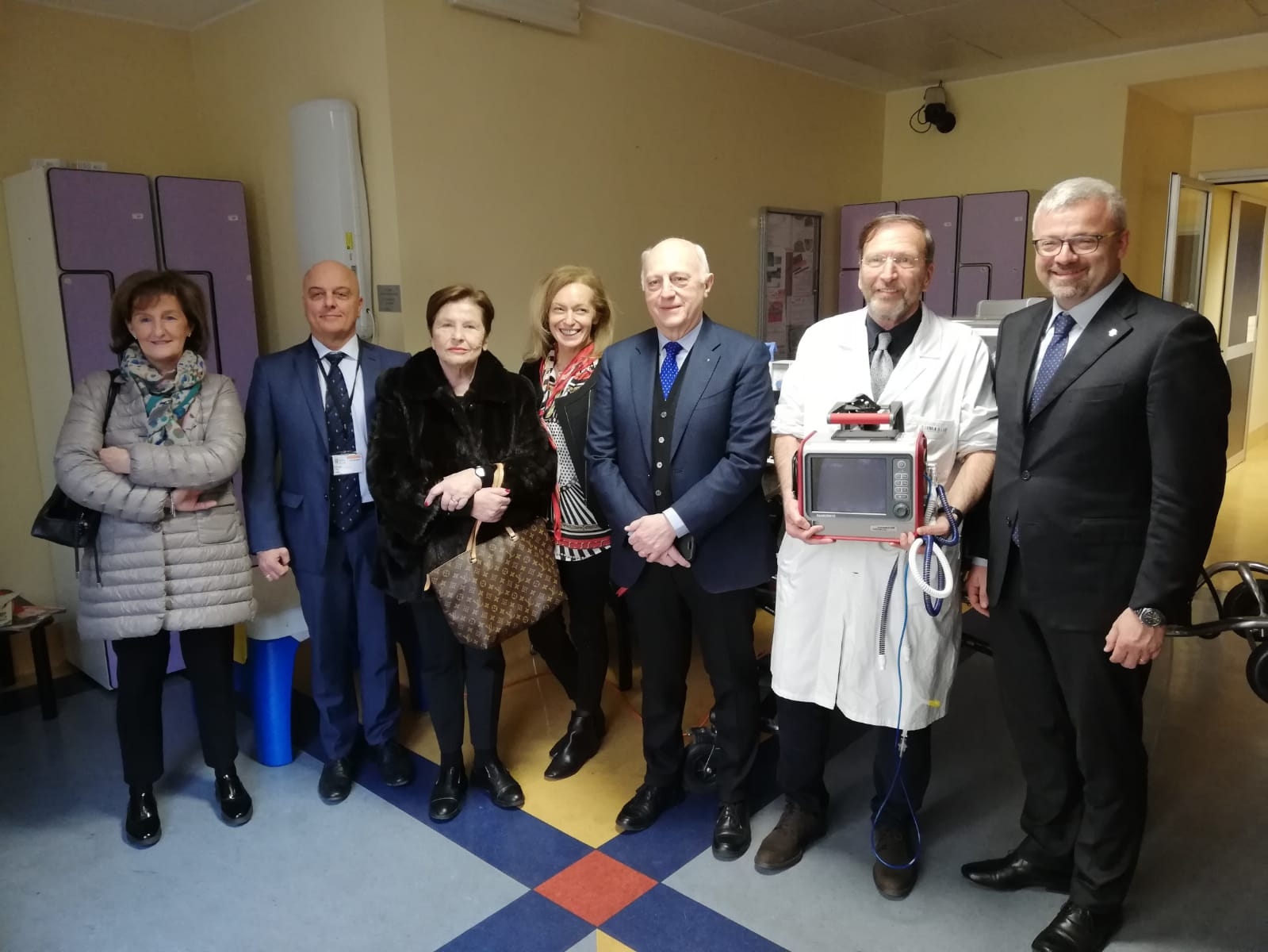 Lions Club Varese Insubria dona un ventilatore polmonare per la Terapia Intensiva Neonatale dell’Ospedale F. Del Ponte