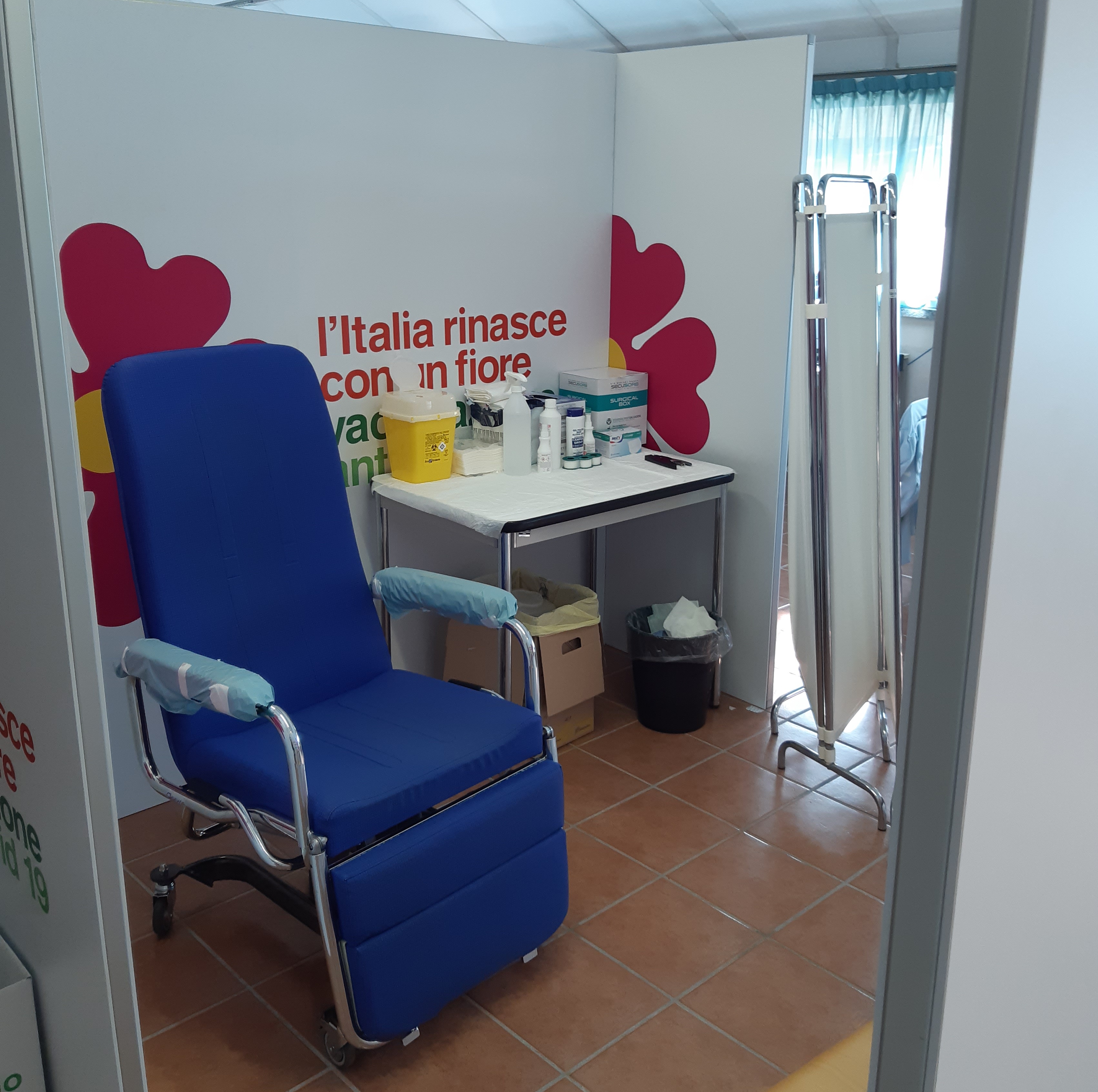 Iniziano le vaccinazioni dei pazienti fragili: dializzati, trapiantati e oncoematologici i primi.