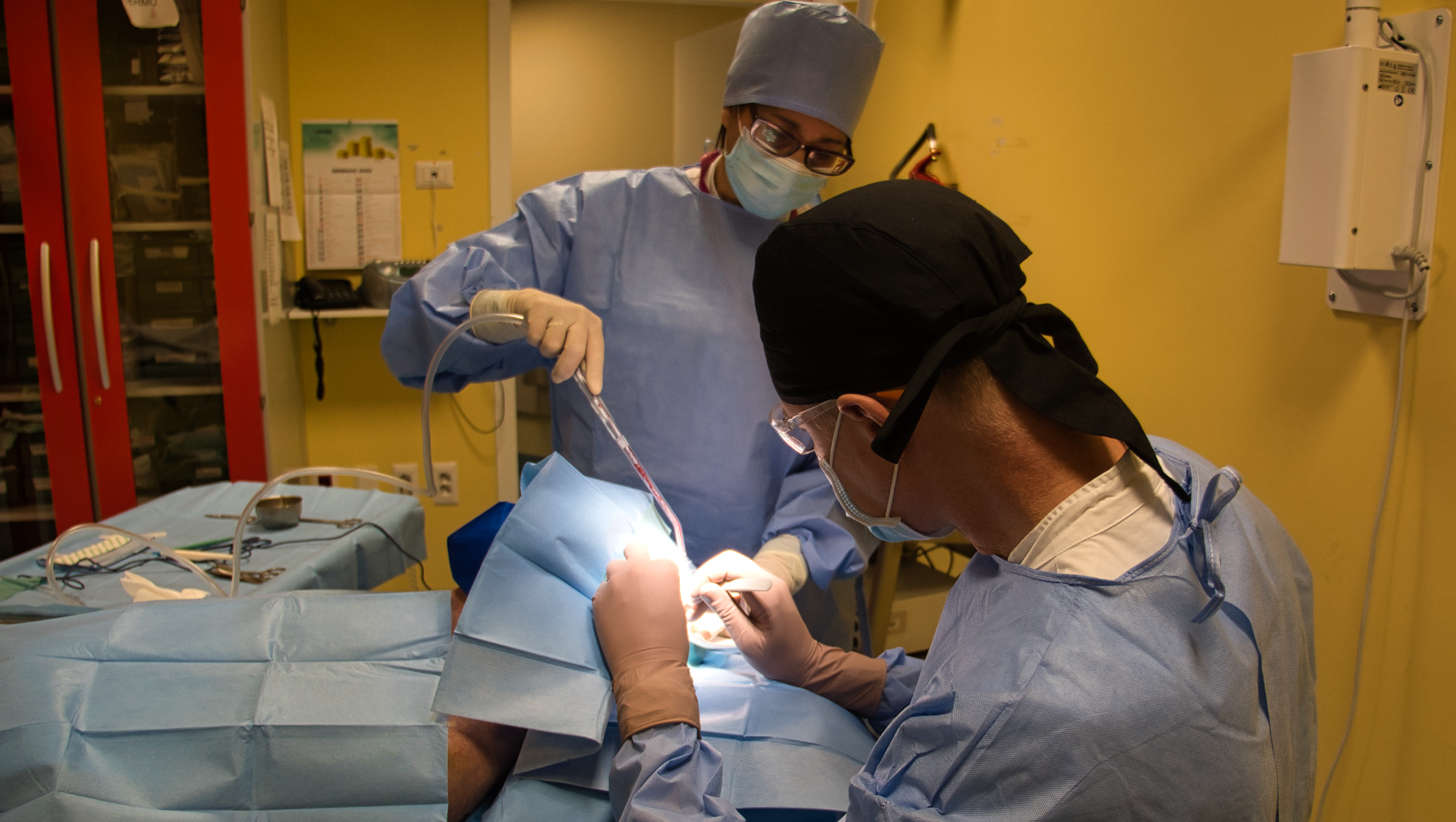 Numeri in crescita nel Centro varesino dedicato ai melanomi, fulcro di una collaborazione multispecialistica.