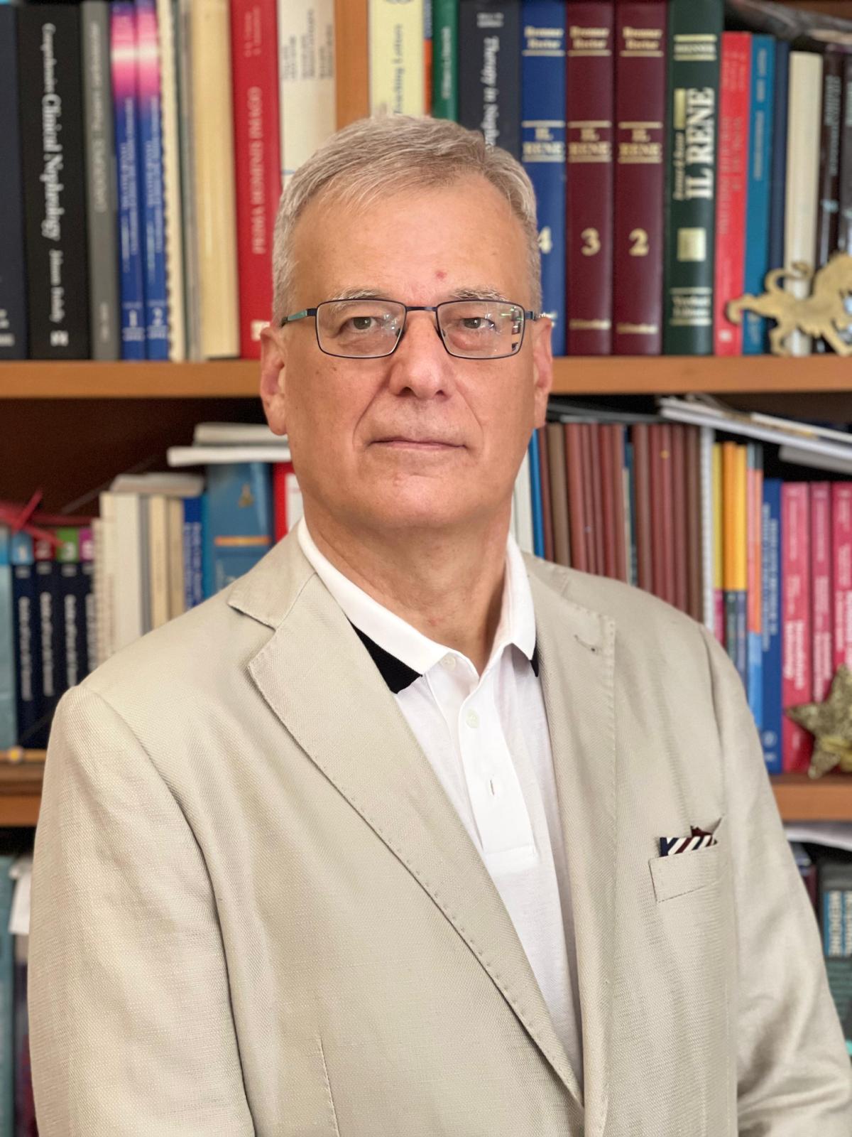 Il nuovo Direttore della Nefrologia dell'Ospedale di Tradate è il Dottor Stefano Mangano