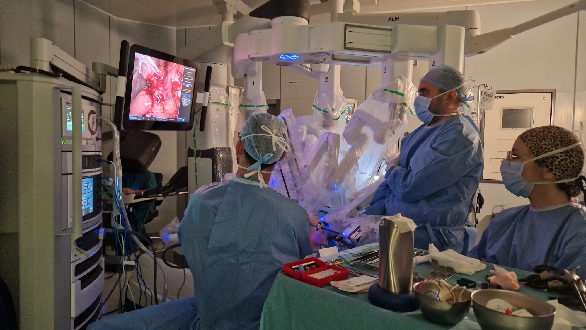 Primo intervento di chirurgia pancreatica robotica a Varese