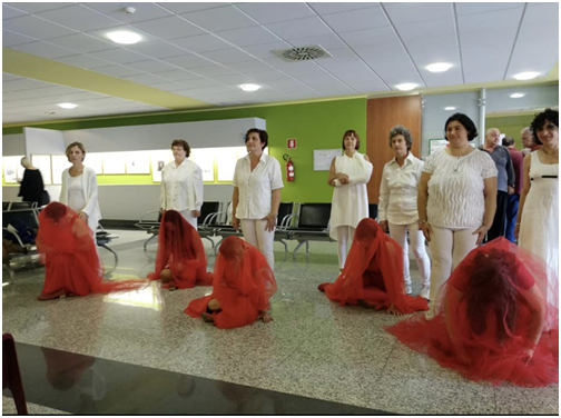 All’Ospedale di Circolo un flash mob per dire no alla violenza sulla donna